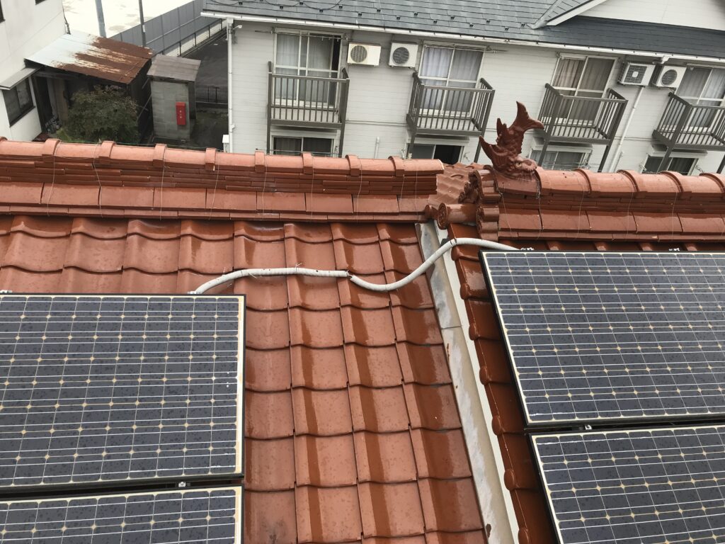 太陽光発電用ケーブル改修工事
